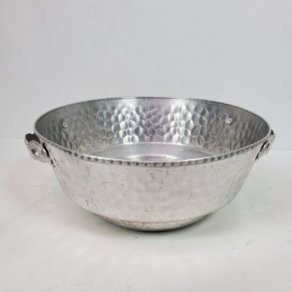 Vintage Nasco Hammered Aluminum Bowl 8 Inch Italy - Picture 3 of 7